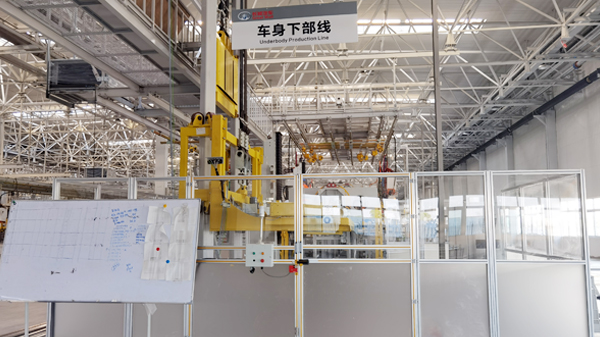 為什么要用工業(yè)鋁型材做防護(hù)欄？